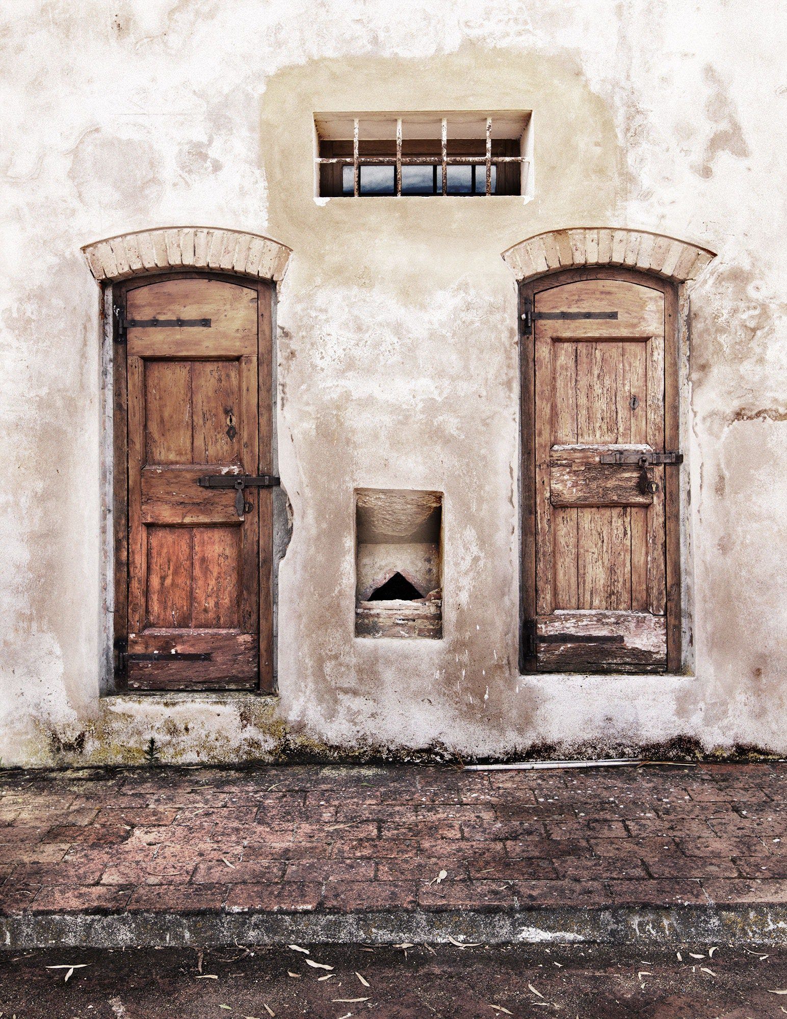 2 wooden doors